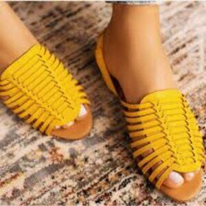 Women's Peep Toe Slip on Slingback: Yellow NWOT